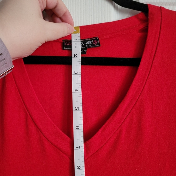 V-Neck Long Sleeve Top - Picture 4 of 9